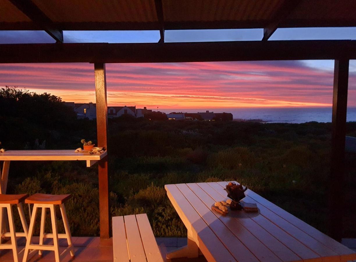 West Coast Short Term Accomodation Grotto Bay Exterior foto